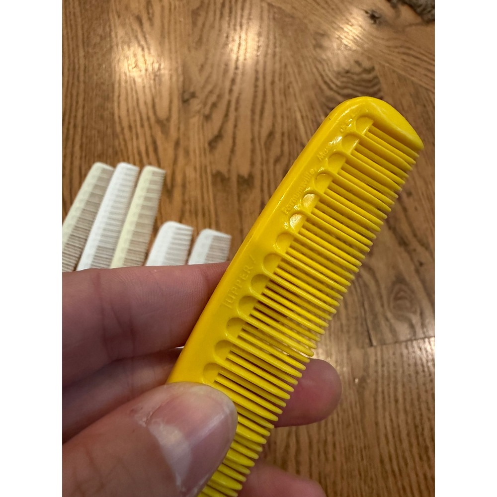 Vintage Tupperware Hair Combs Set of 6 Yellow White Rat Tail Styling - Picture 8 of 9